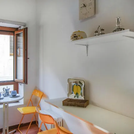 Apartment Cozy In With Kitchen *
